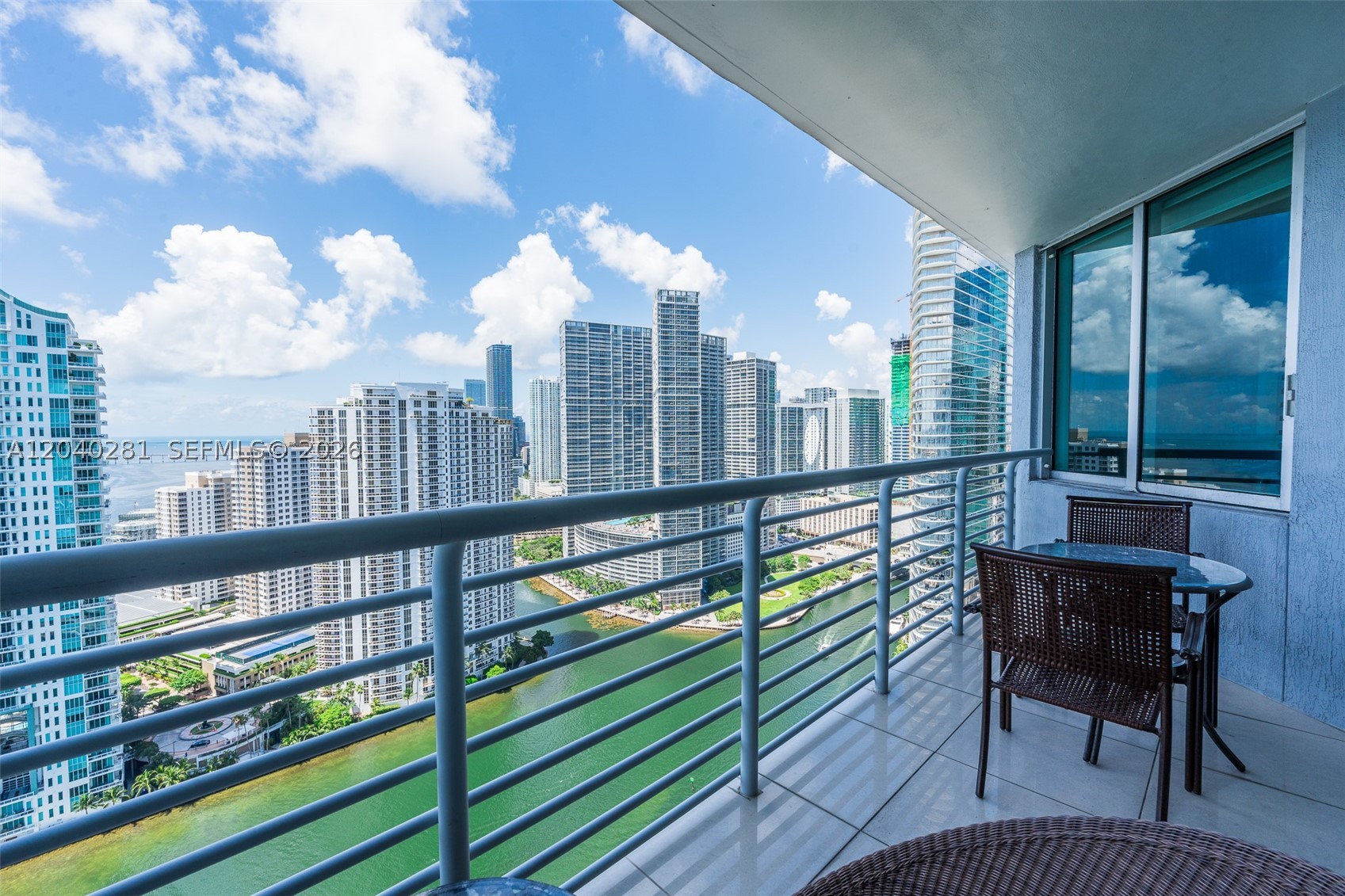 325 S Biscayne Blvd #3821, Miami FL 33131
