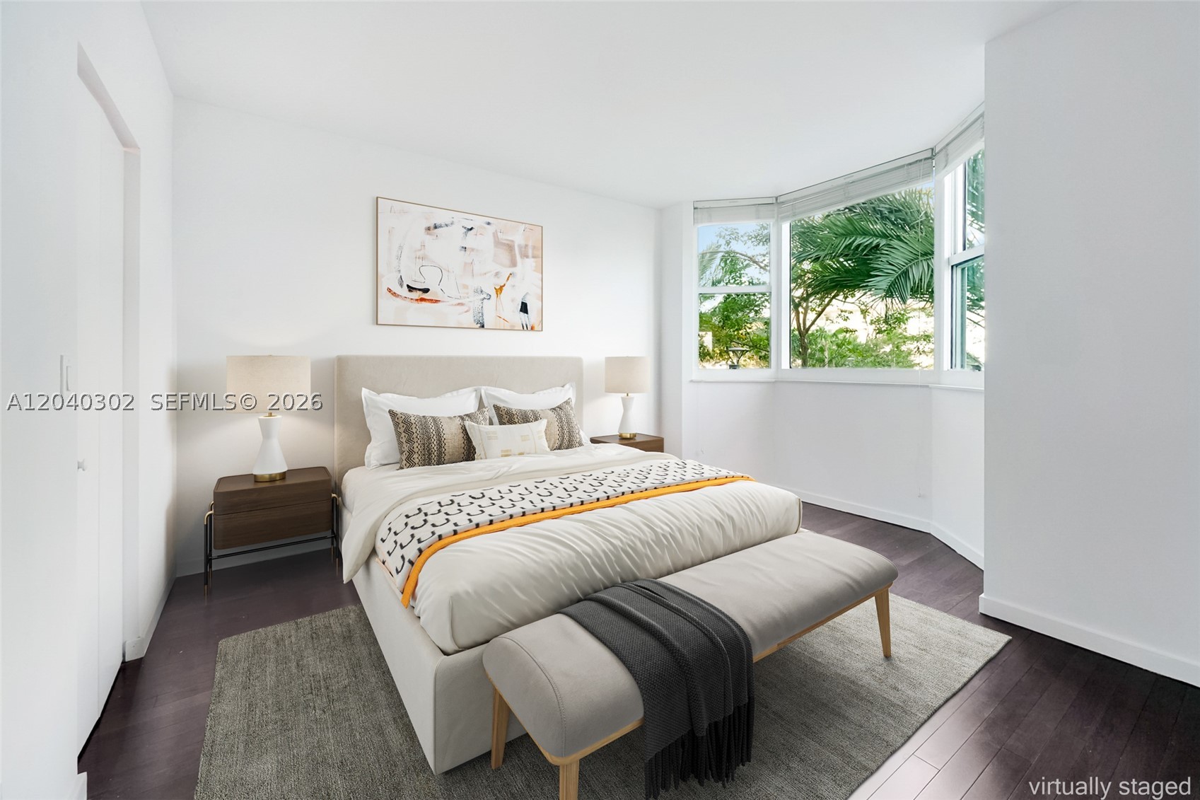 300 S Pointe Dr #405, Miami Beach FL 33139