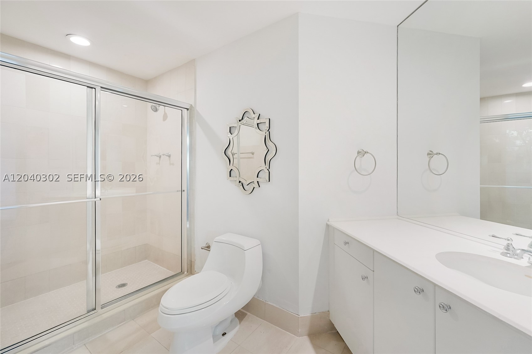 300 S Pointe Dr #405, Miami Beach FL 33139
