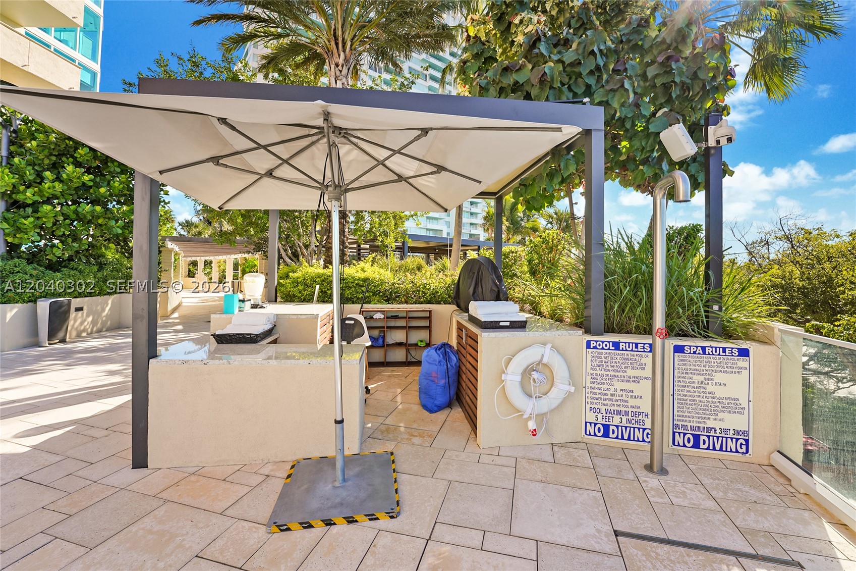 300 S Pointe Dr #405, Miami Beach FL 33139