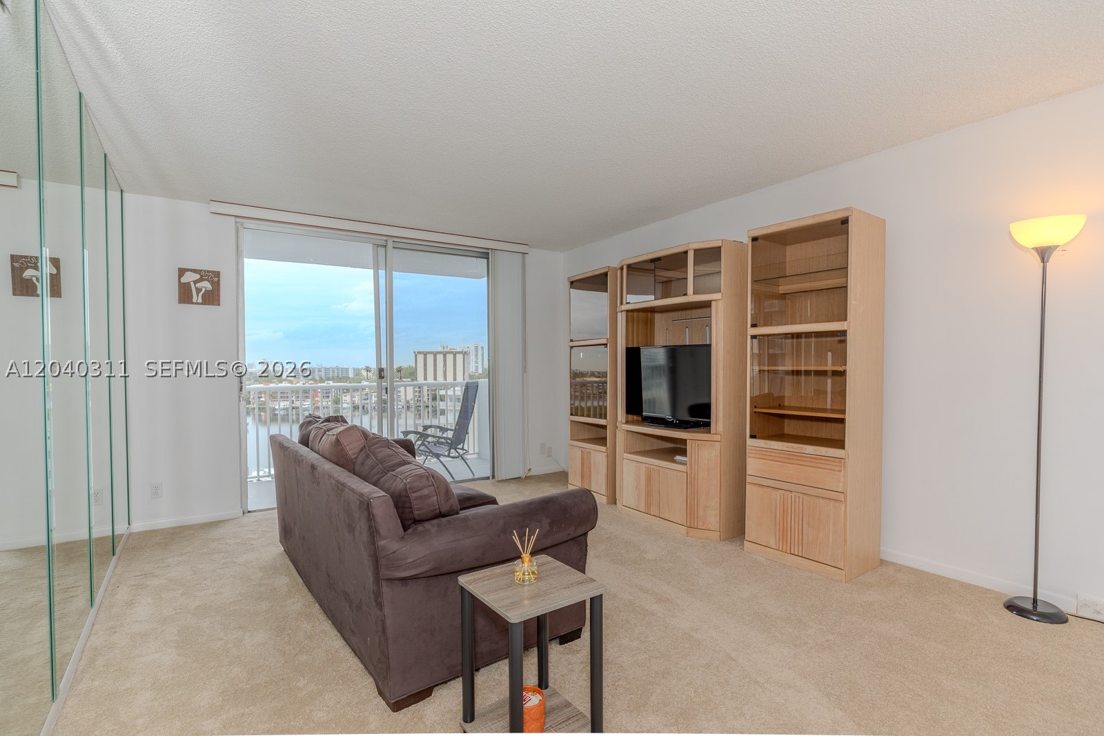 137 Golden Isles Dr #809, Hallandale Beach FL 33009