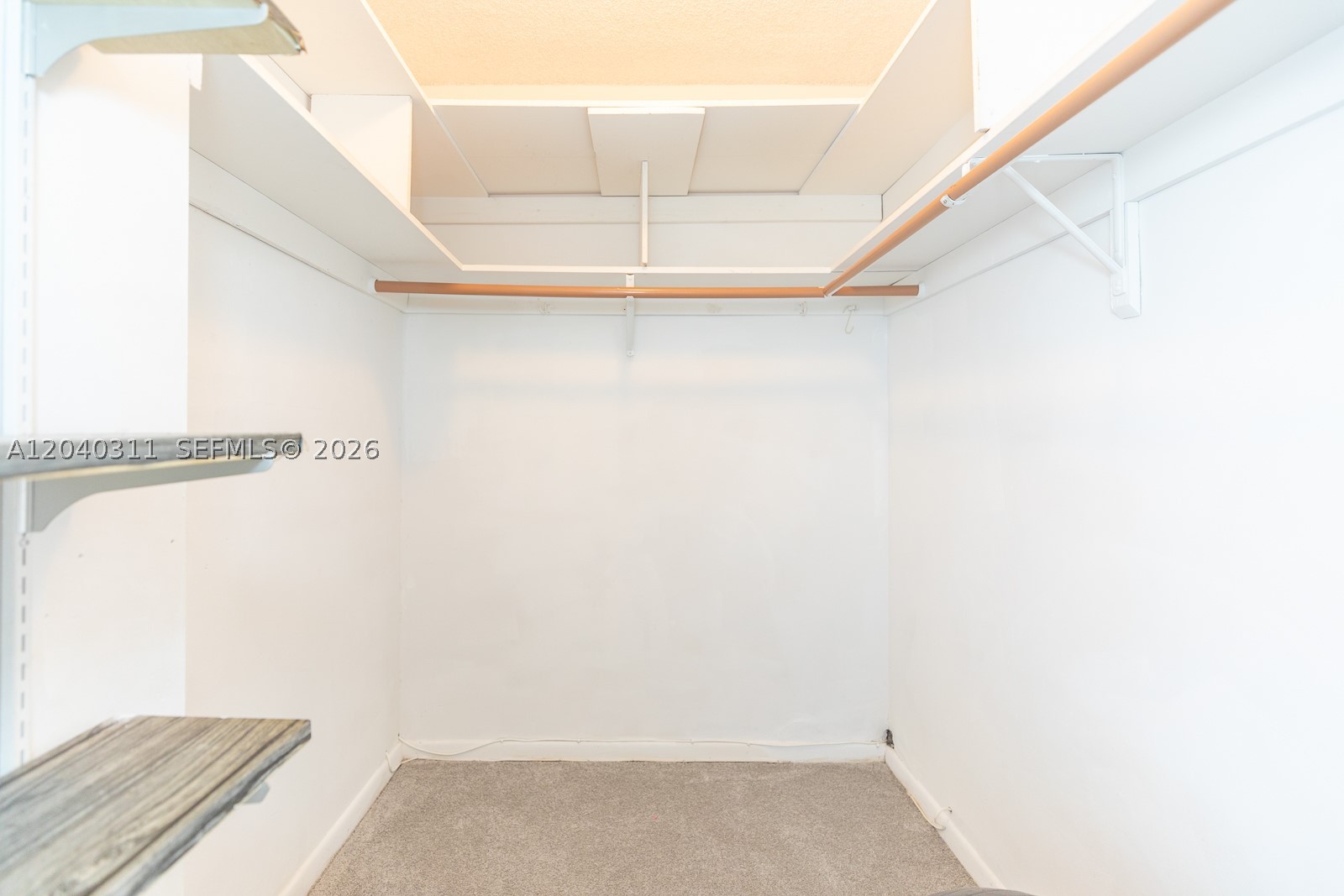137 Golden Isles Dr #809, Hallandale Beach FL 33009