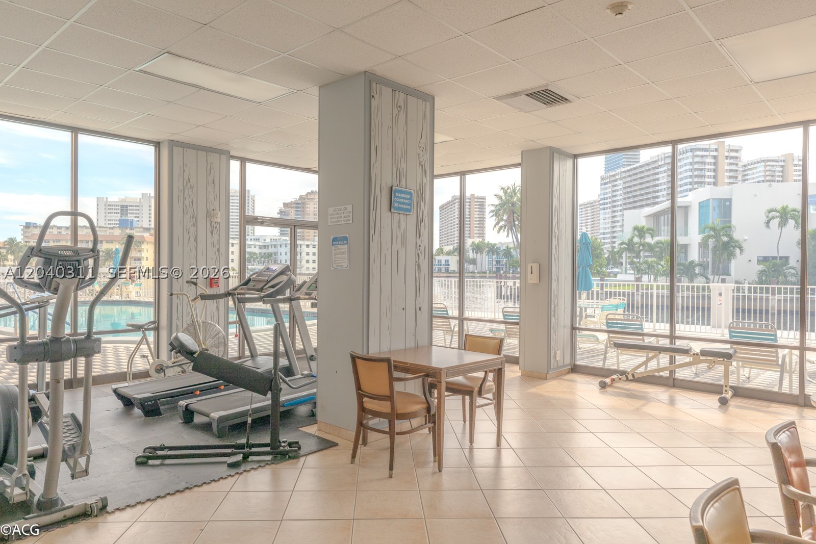 137 Golden Isles Dr #809, Hallandale Beach FL 33009