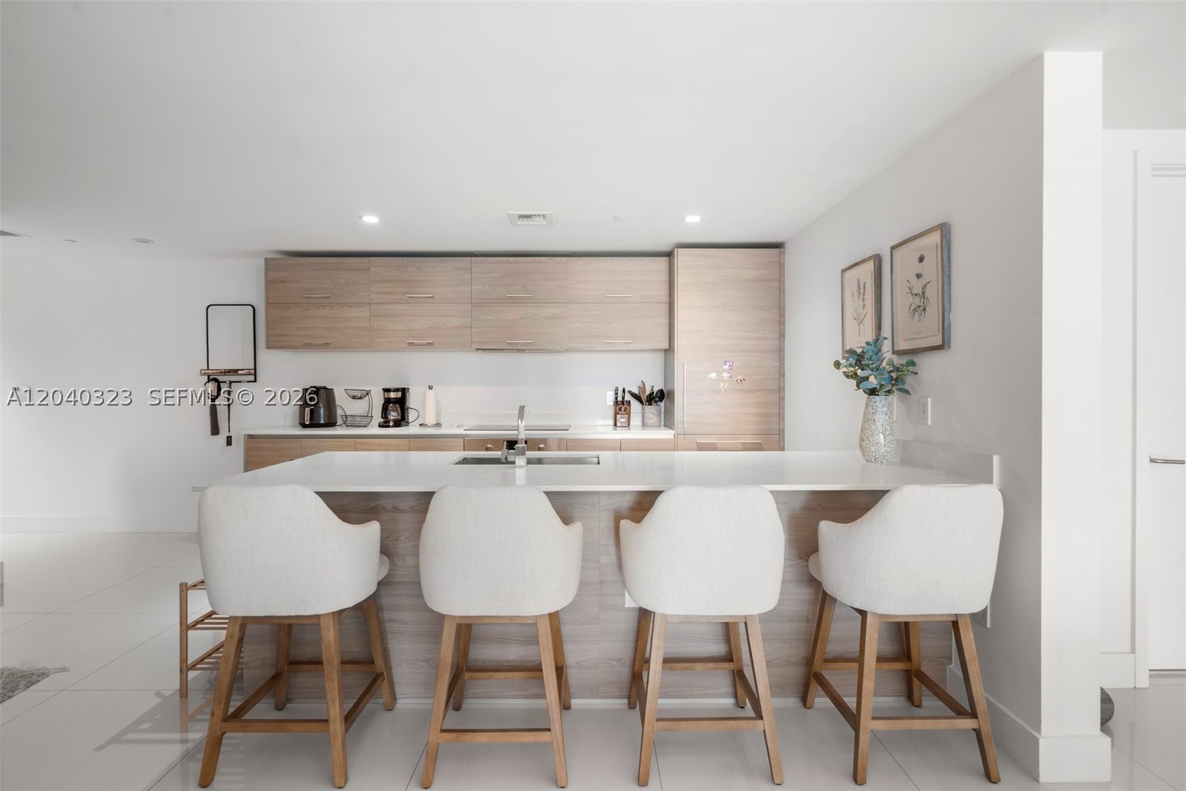 1300 S Miami Ave #2110, Miami FL 33130