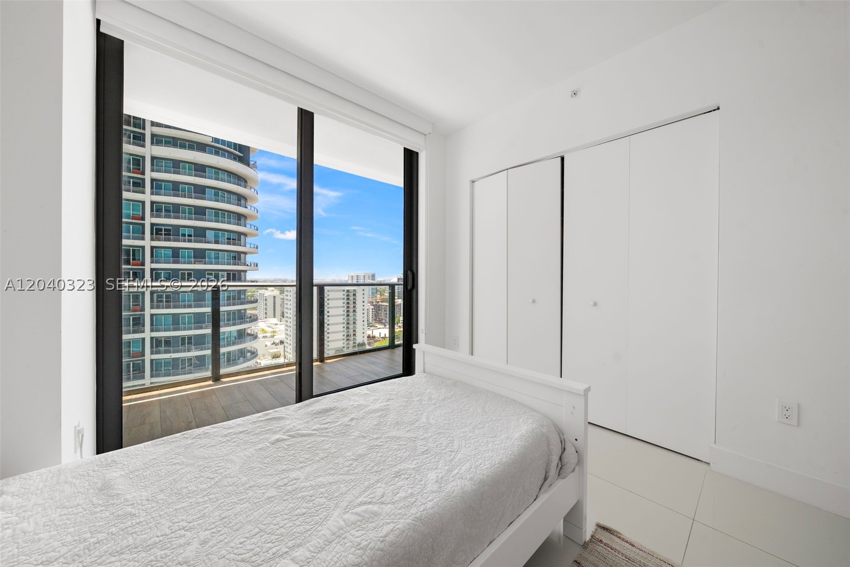 1300 S Miami Ave #2110, Miami FL 33130