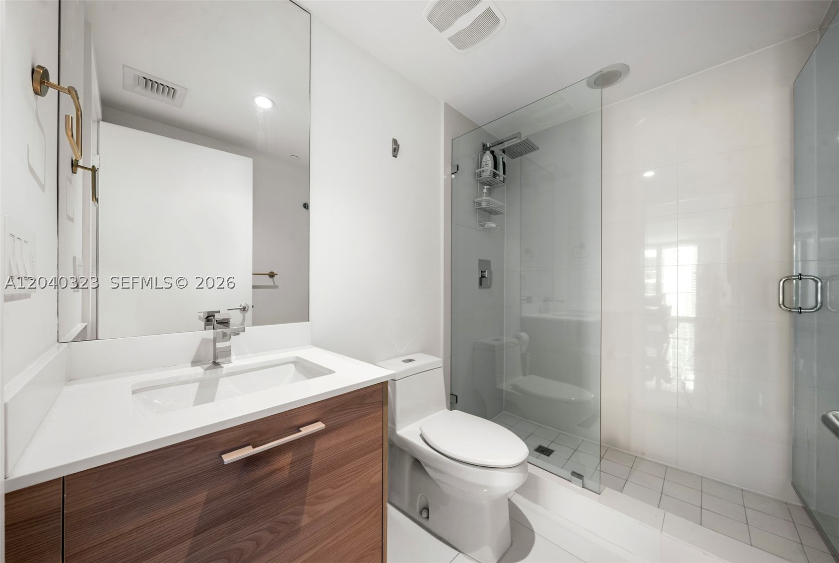 1300 S Miami Ave #2110, Miami FL 33130