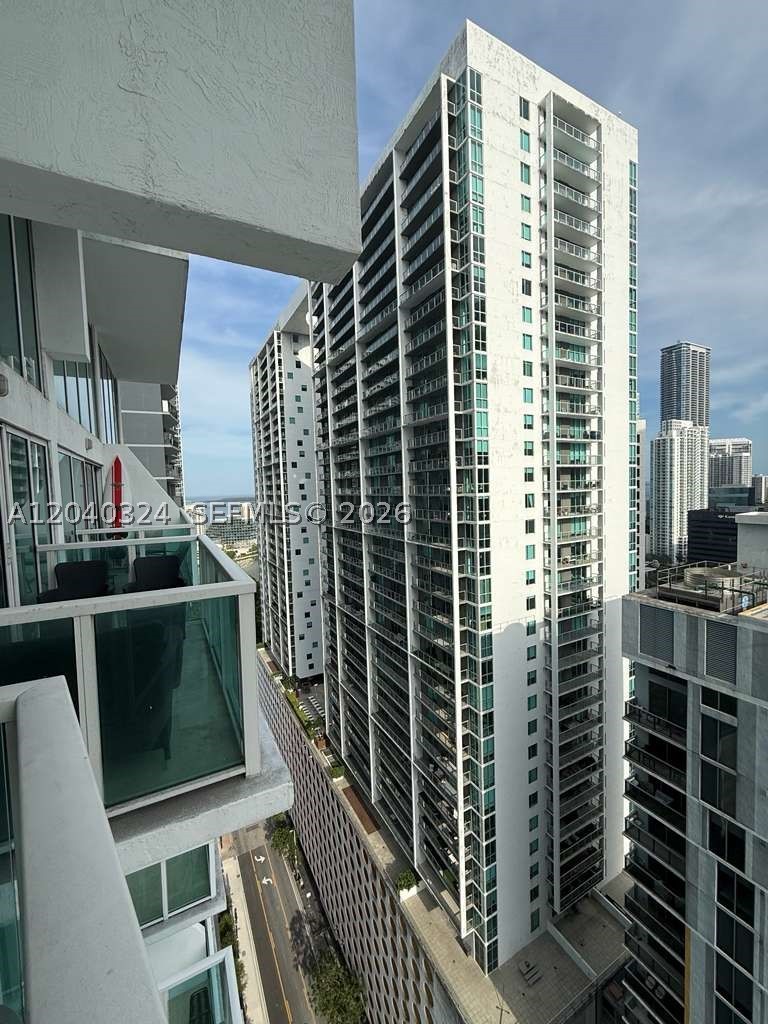 41 SE 5th St #1708, Miami FL 33131