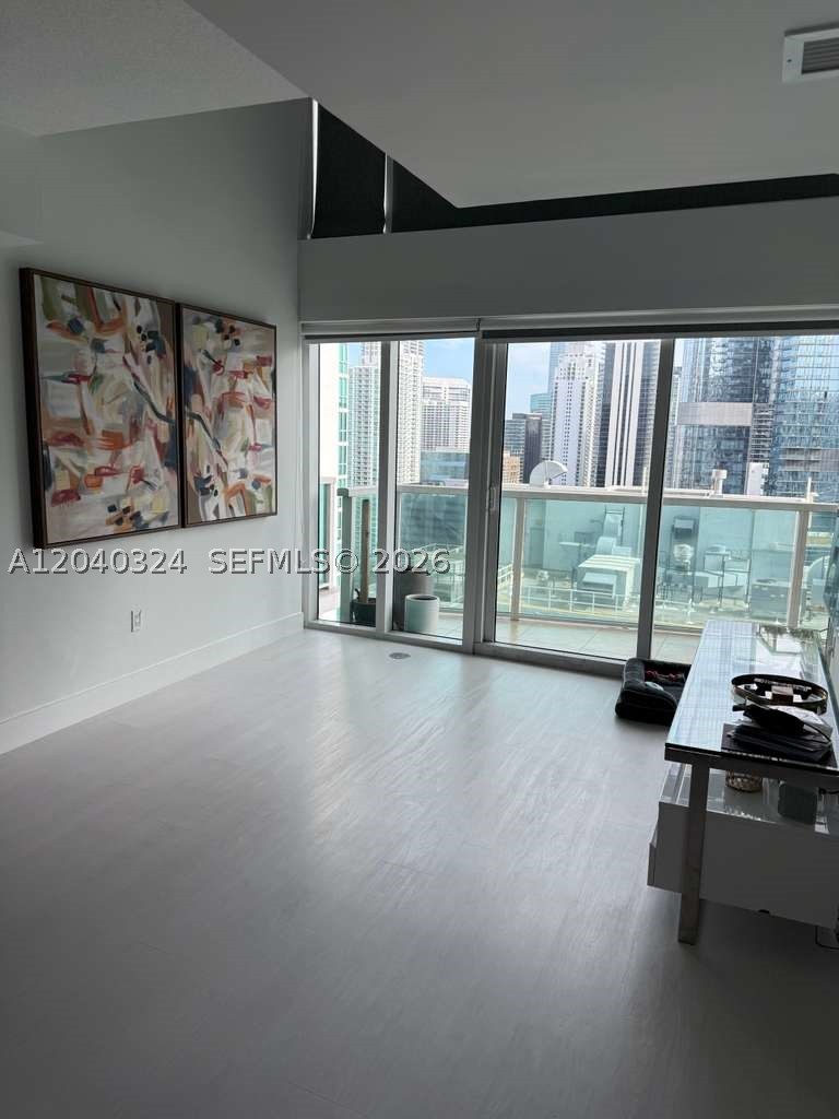 41 SE 5th St #1708, Miami FL 33131