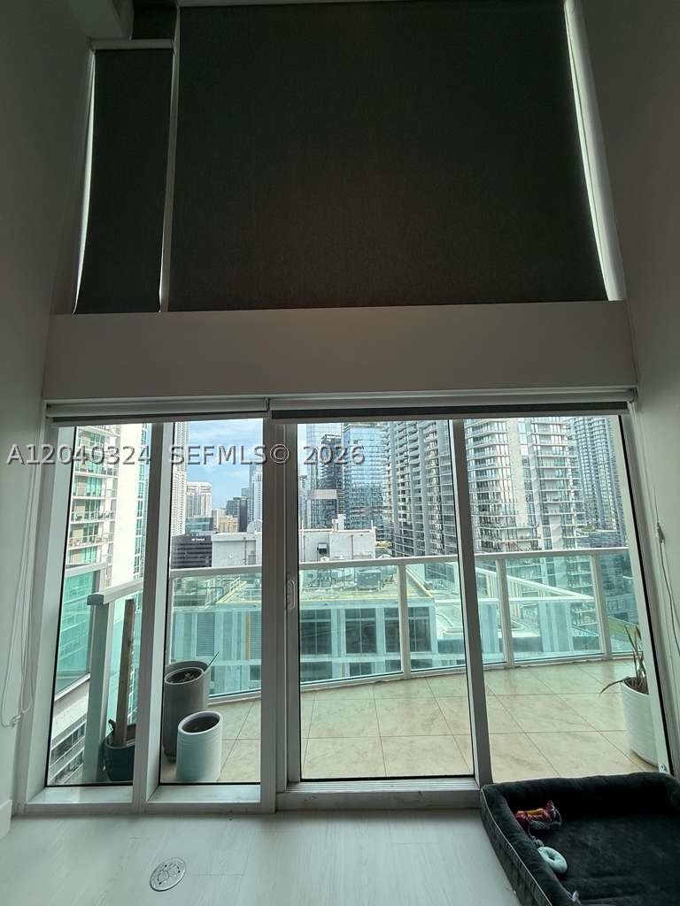 41 SE 5th St #1708, Miami FL 33131