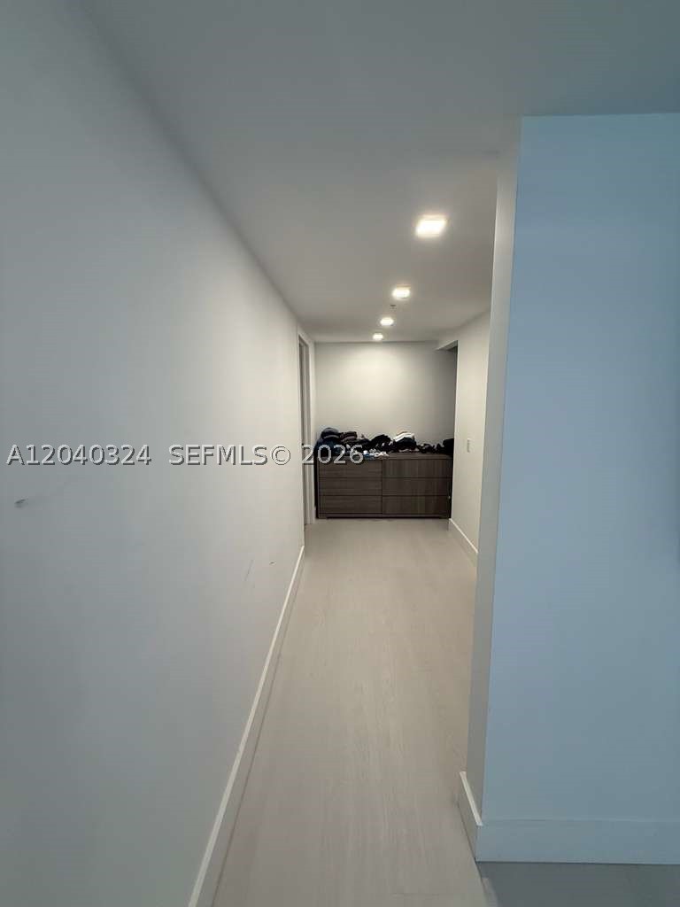 41 SE 5th St #1708, Miami FL 33131