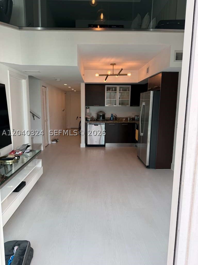 41 SE 5th St #1708, Miami FL 33131