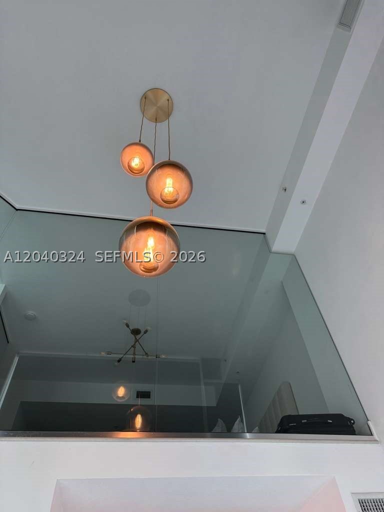 41 SE 5th St #1708, Miami FL 33131