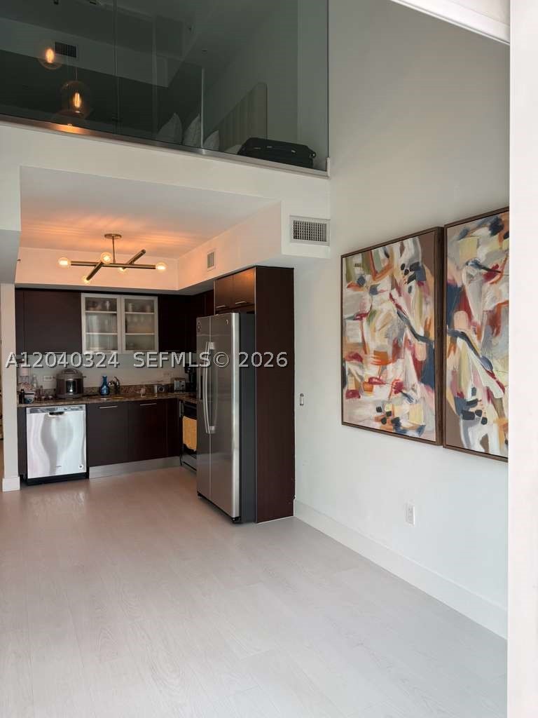 41 SE 5th St #1708, Miami FL 33131