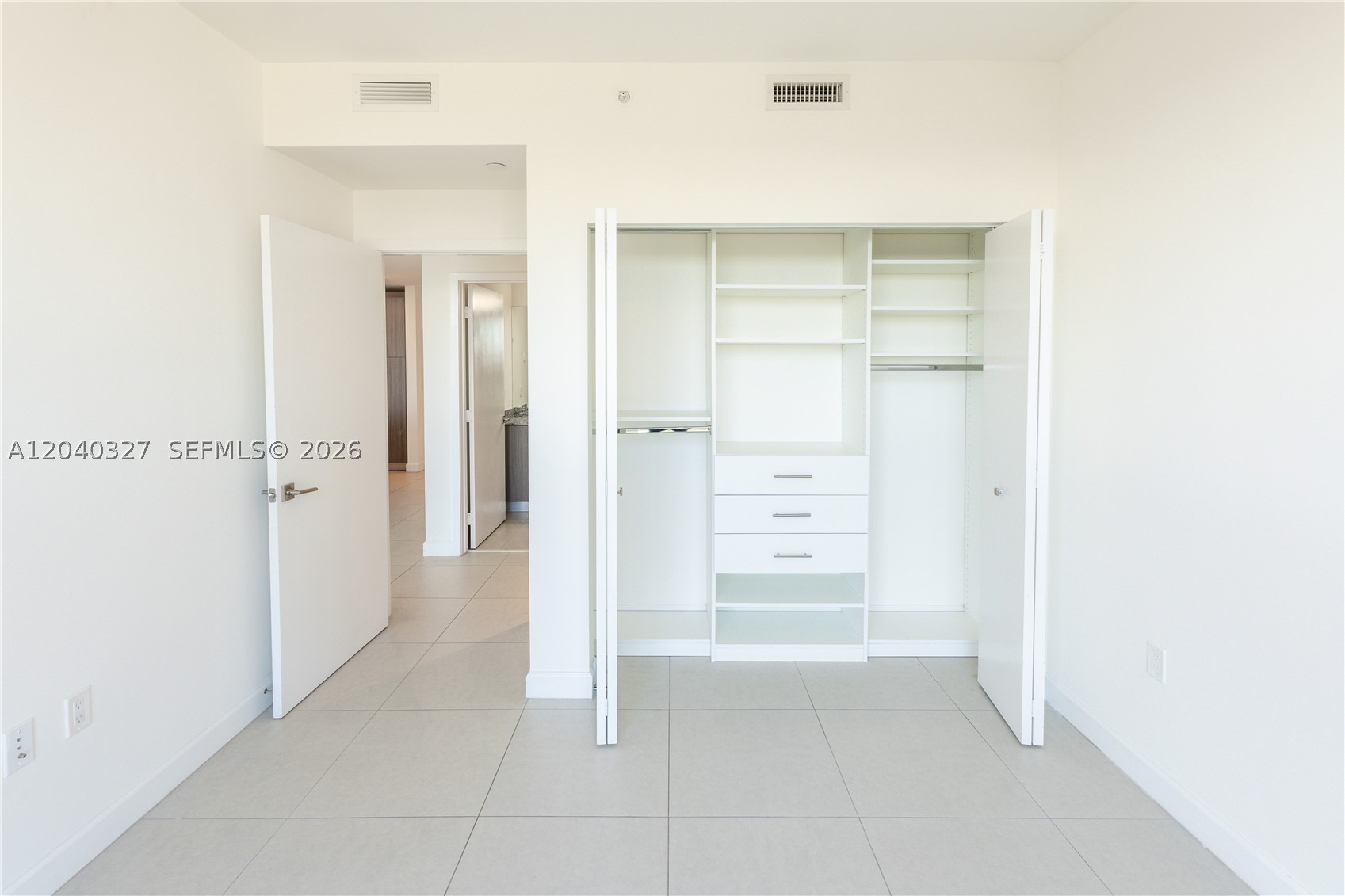 5350 NW 84th Ave #1001, Doral FL 33166