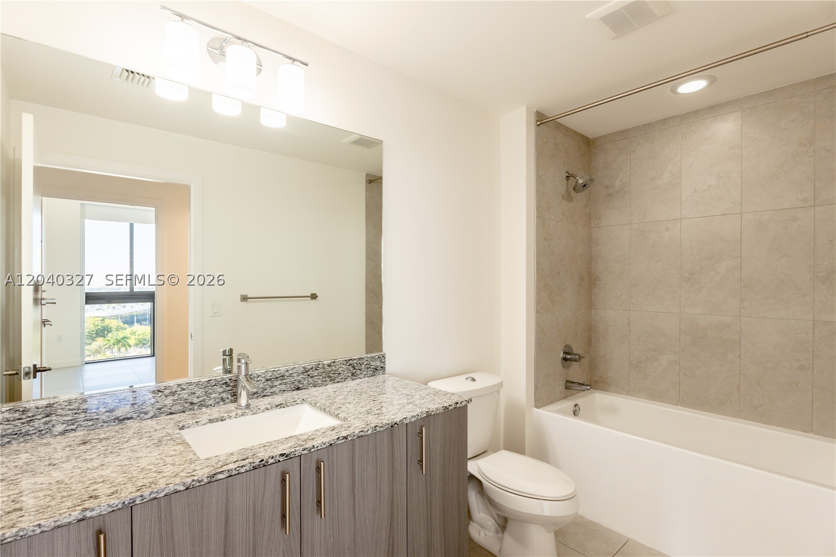 5350 NW 84th Ave #1001, Doral FL 33166