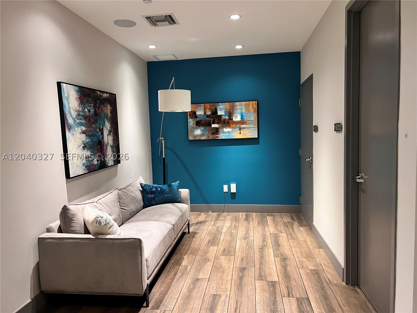 5350 NW 84th Ave #1001, Doral FL 33166