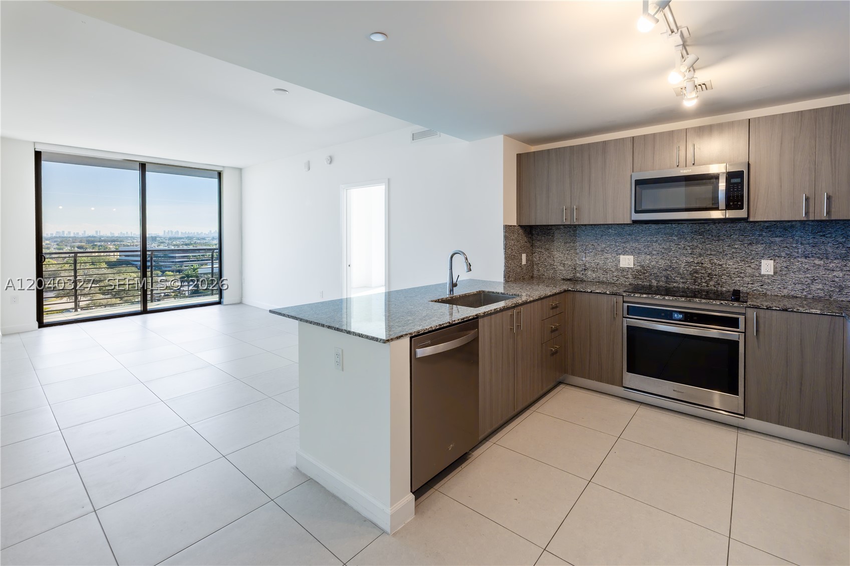 5350 NW 84th Ave #1001, Doral FL 33166