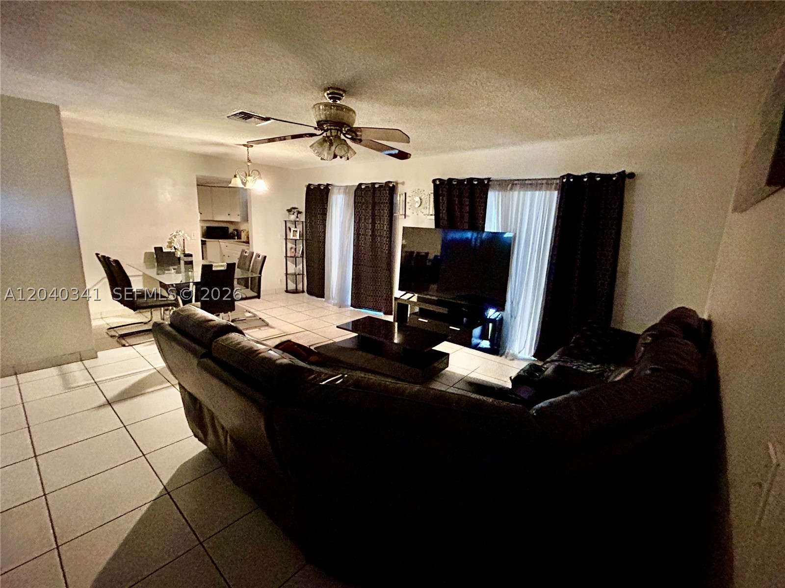 7262 SW 1st St, Margate FL 33068