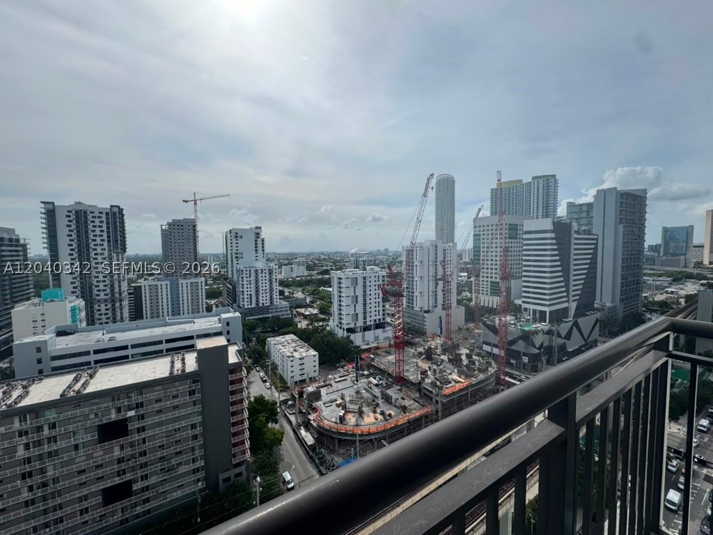 999 SW 1st Ave #2113, Miami FL 33130