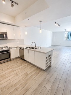999 SW 1st Ave #2113, Miami FL 33130