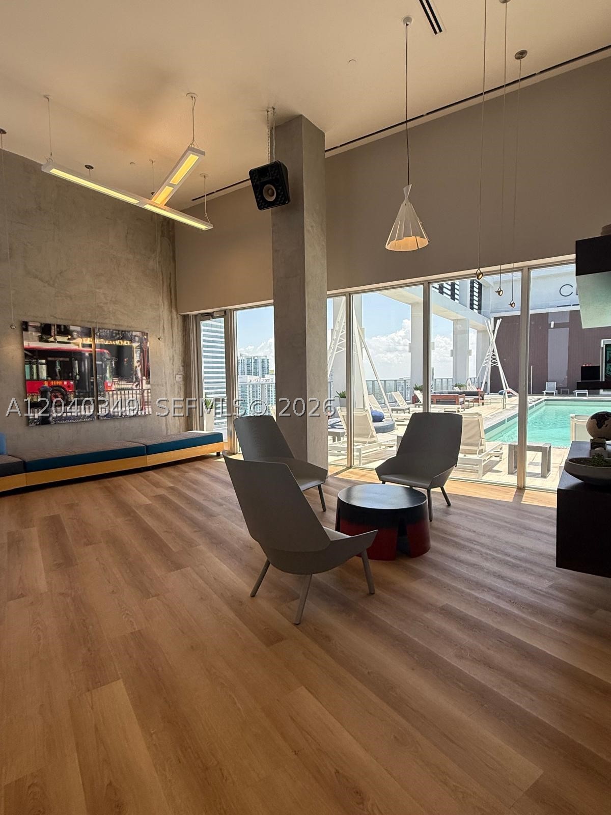 151 SE 1st St #405, Miami FL 33131