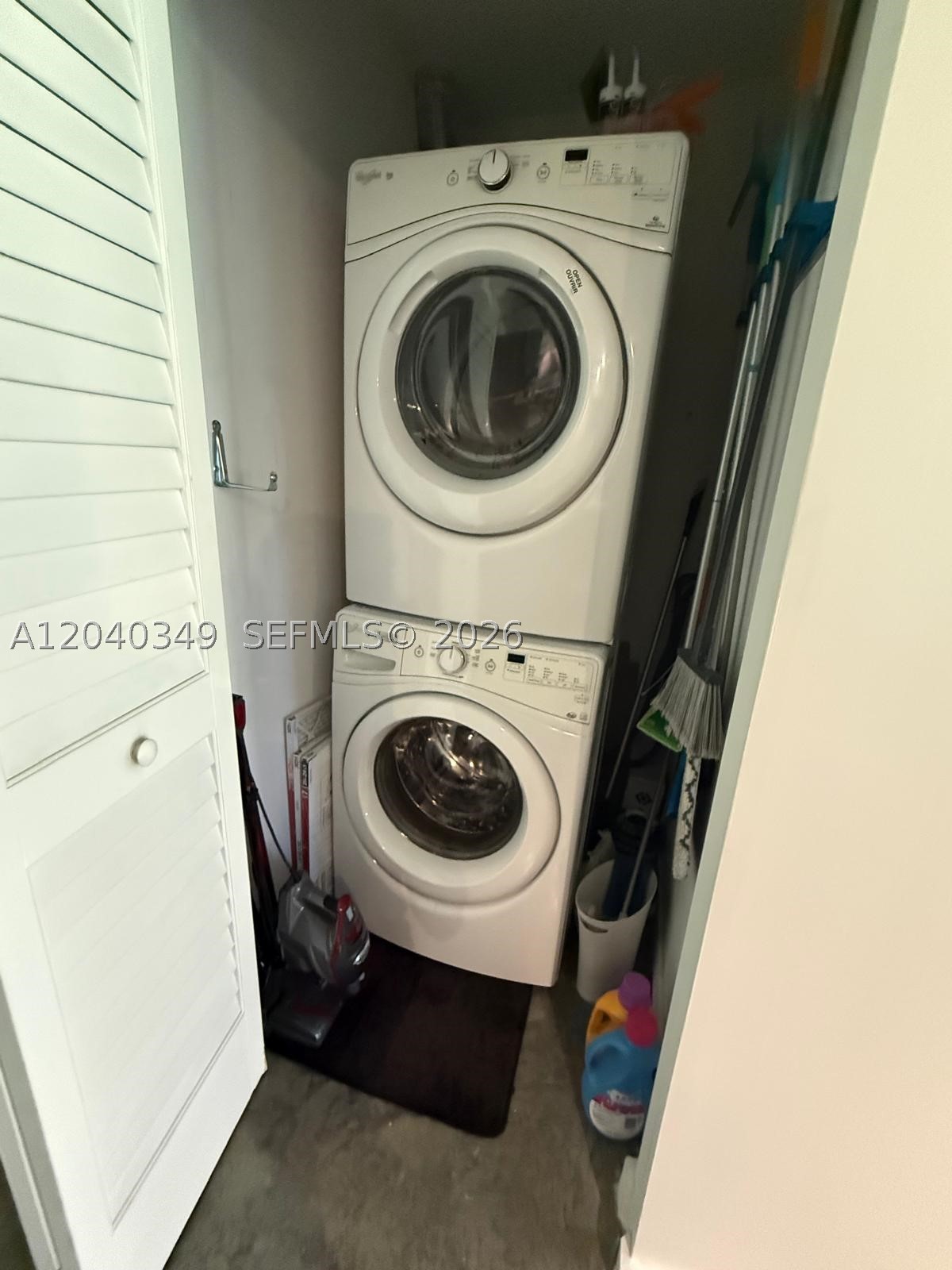 151 SE 1st St #405, Miami FL 33131