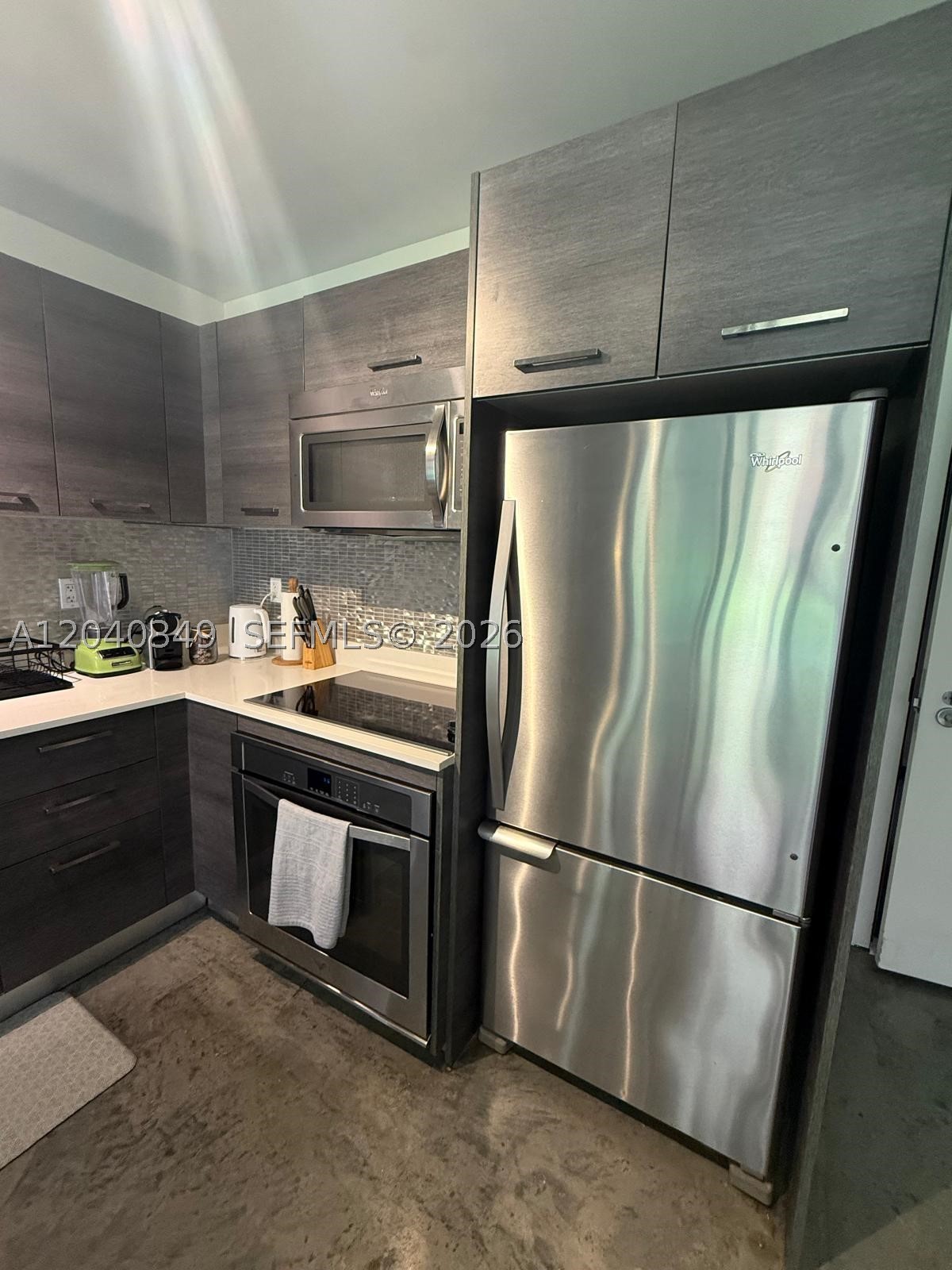 151 SE 1st St #405, Miami FL 33131