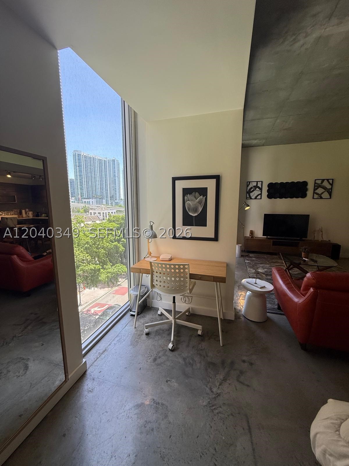 151 SE 1st St #405, Miami FL 33131