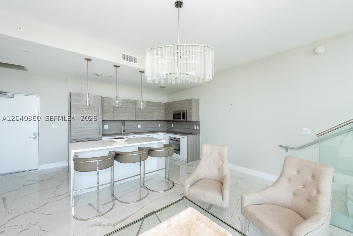 400 Sunny Isles Blvd #104, Sunny Isles Beach FL 33160