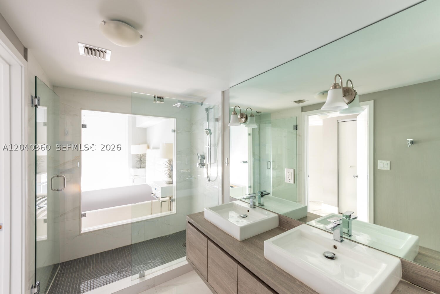 400 Sunny Isles Blvd #104, Sunny Isles Beach FL 33160