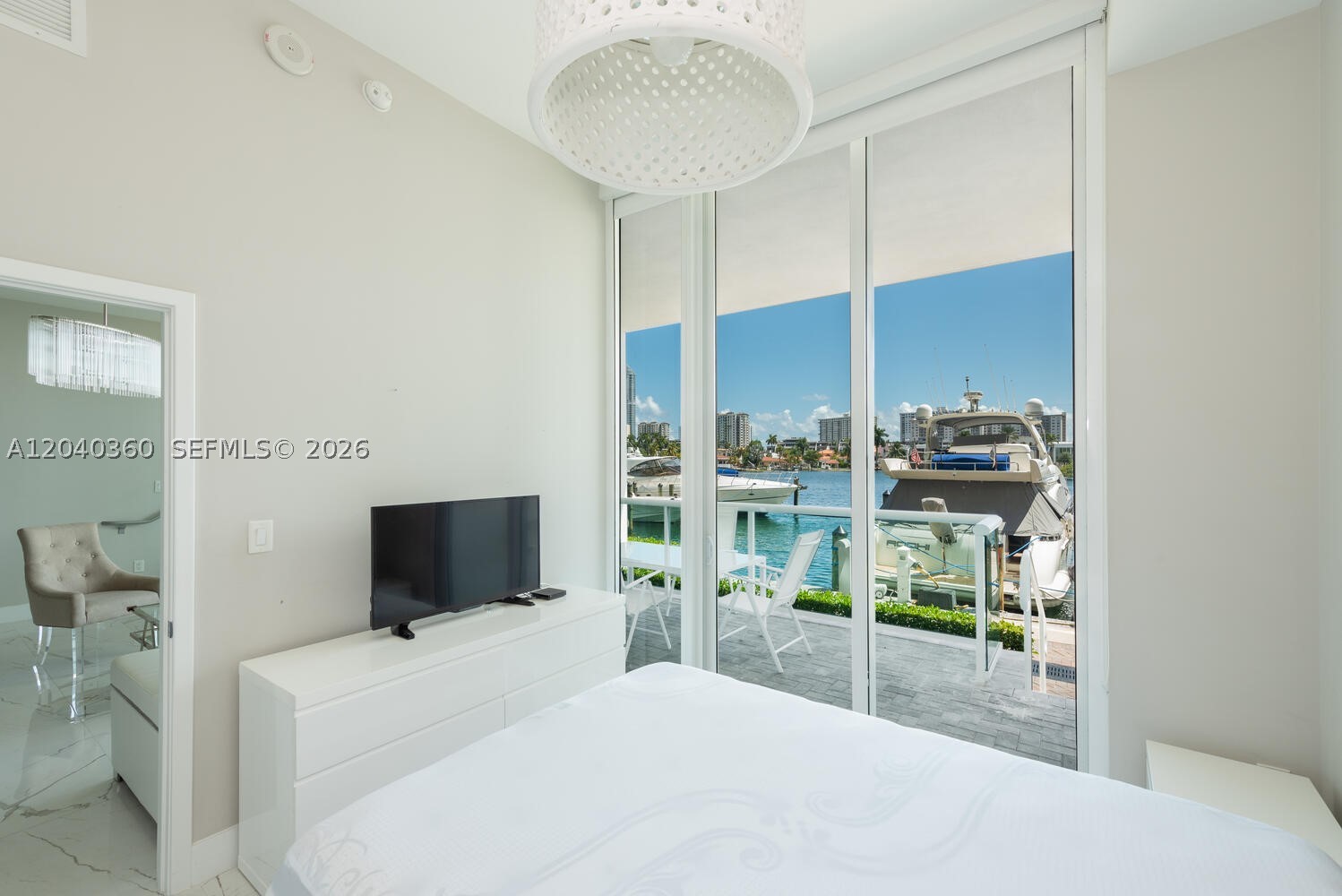 400 Sunny Isles Blvd #104, Sunny Isles Beach FL 33160