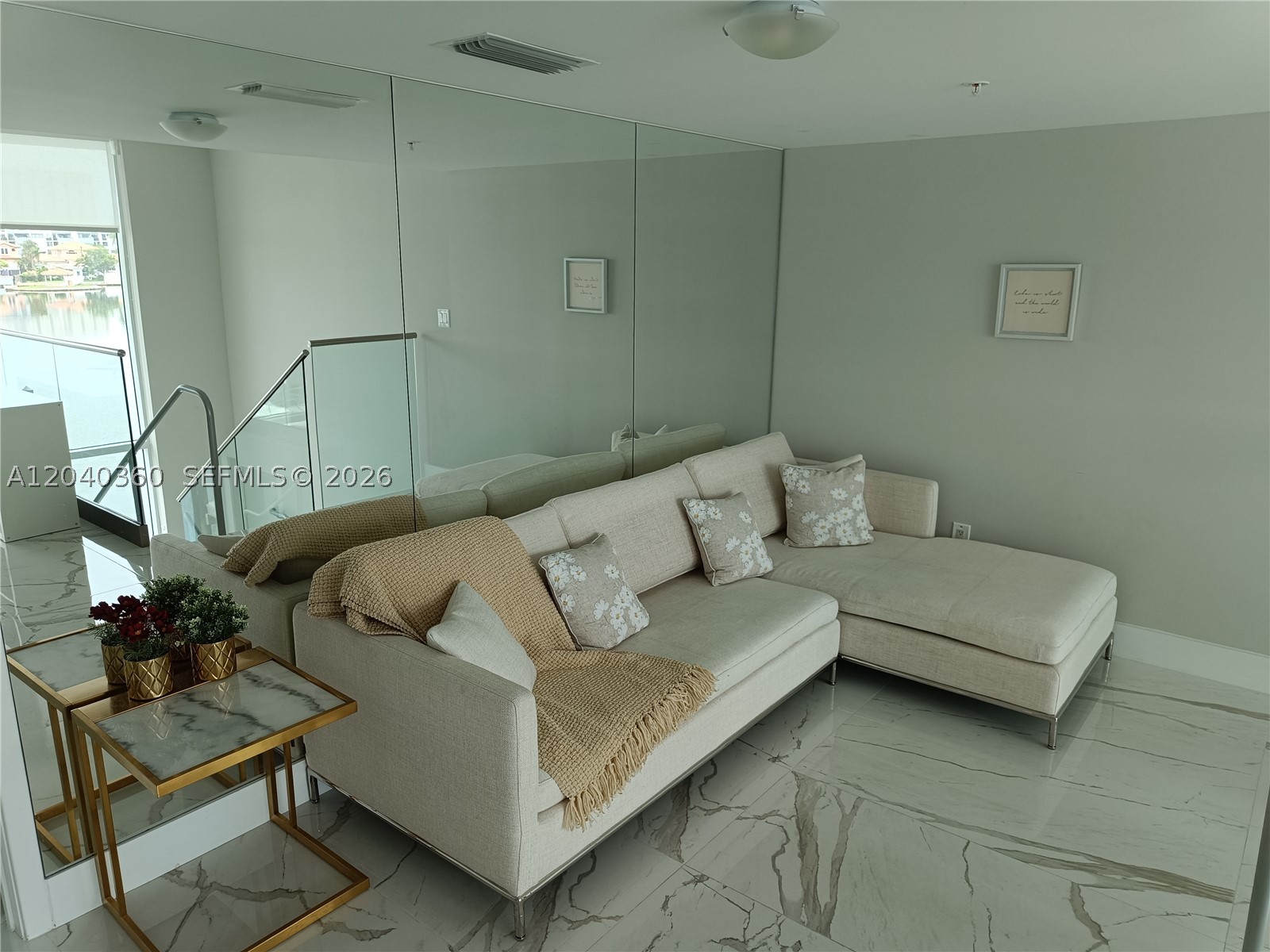 400 Sunny Isles Blvd #104, Sunny Isles Beach FL 33160