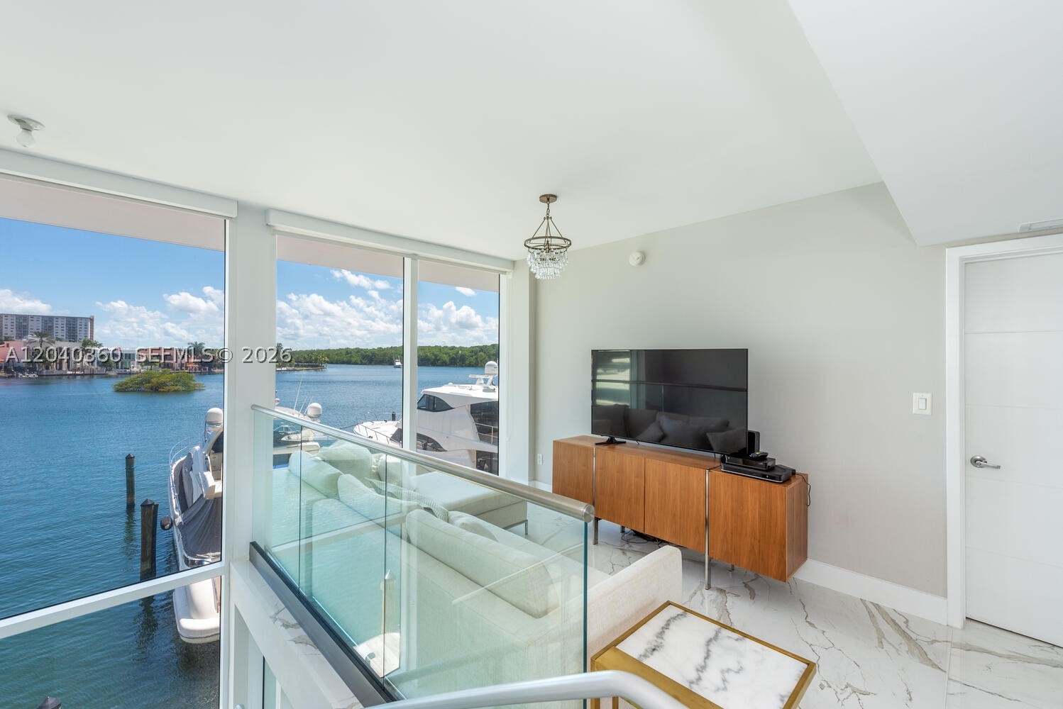 400 Sunny Isles Blvd #104, Sunny Isles Beach FL 33160