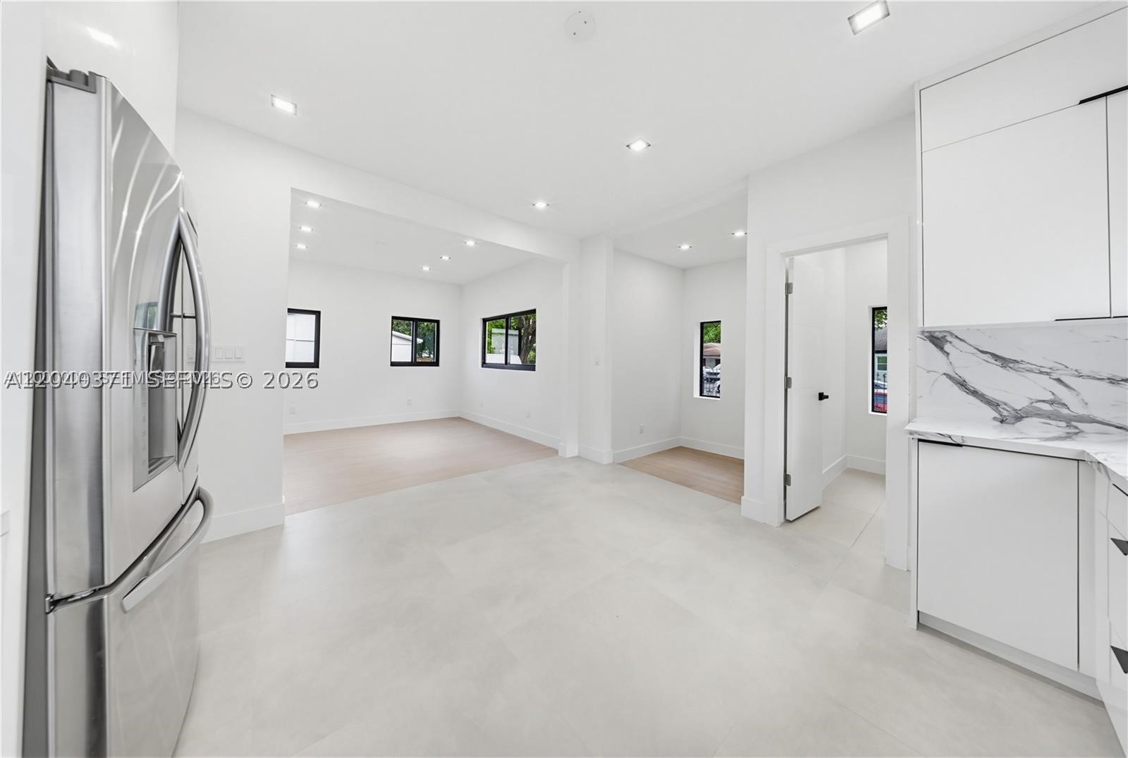 1021 NW 48th St, Miami FL 33127