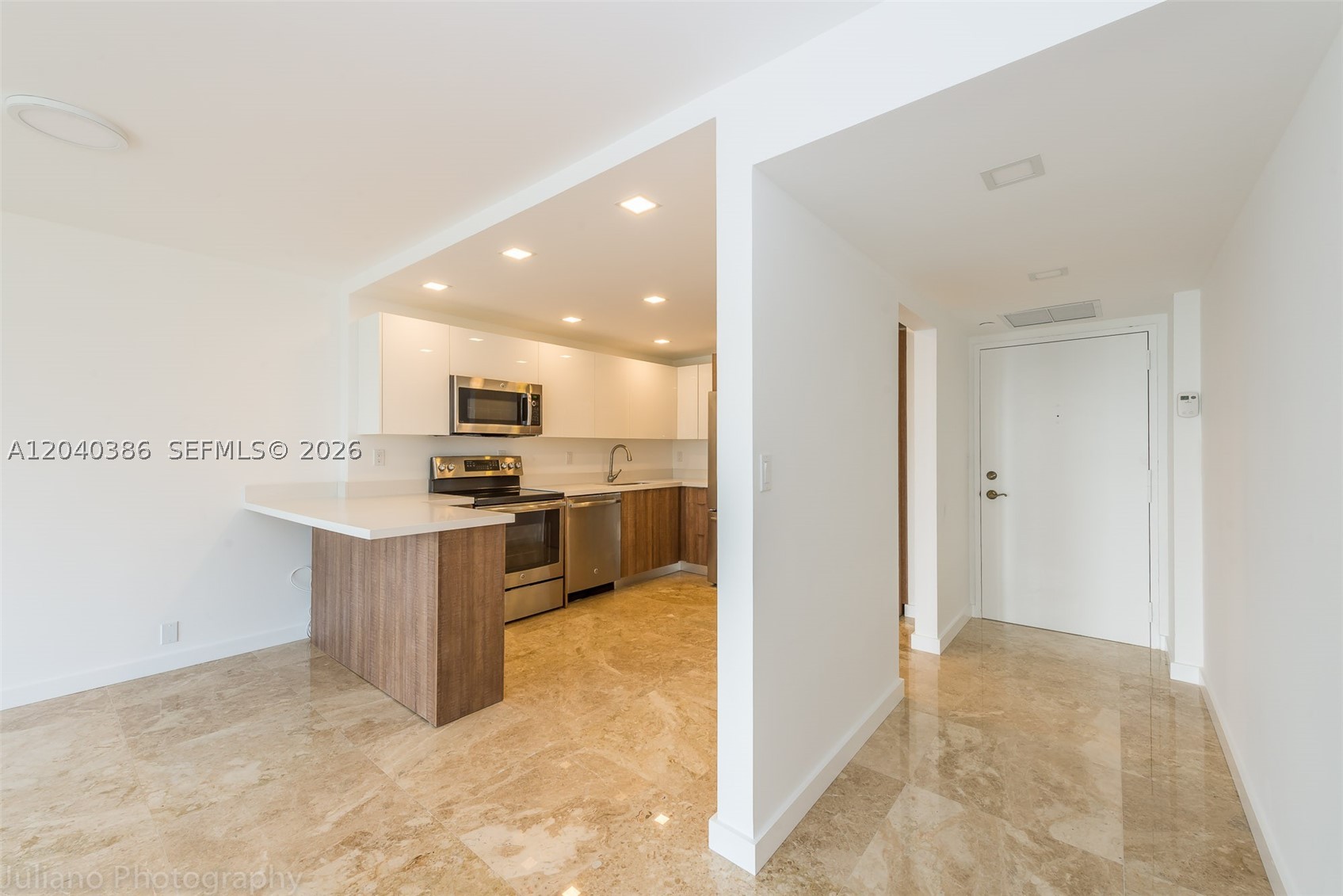 1901 Brickell Ave #B912, Miami FL 33129