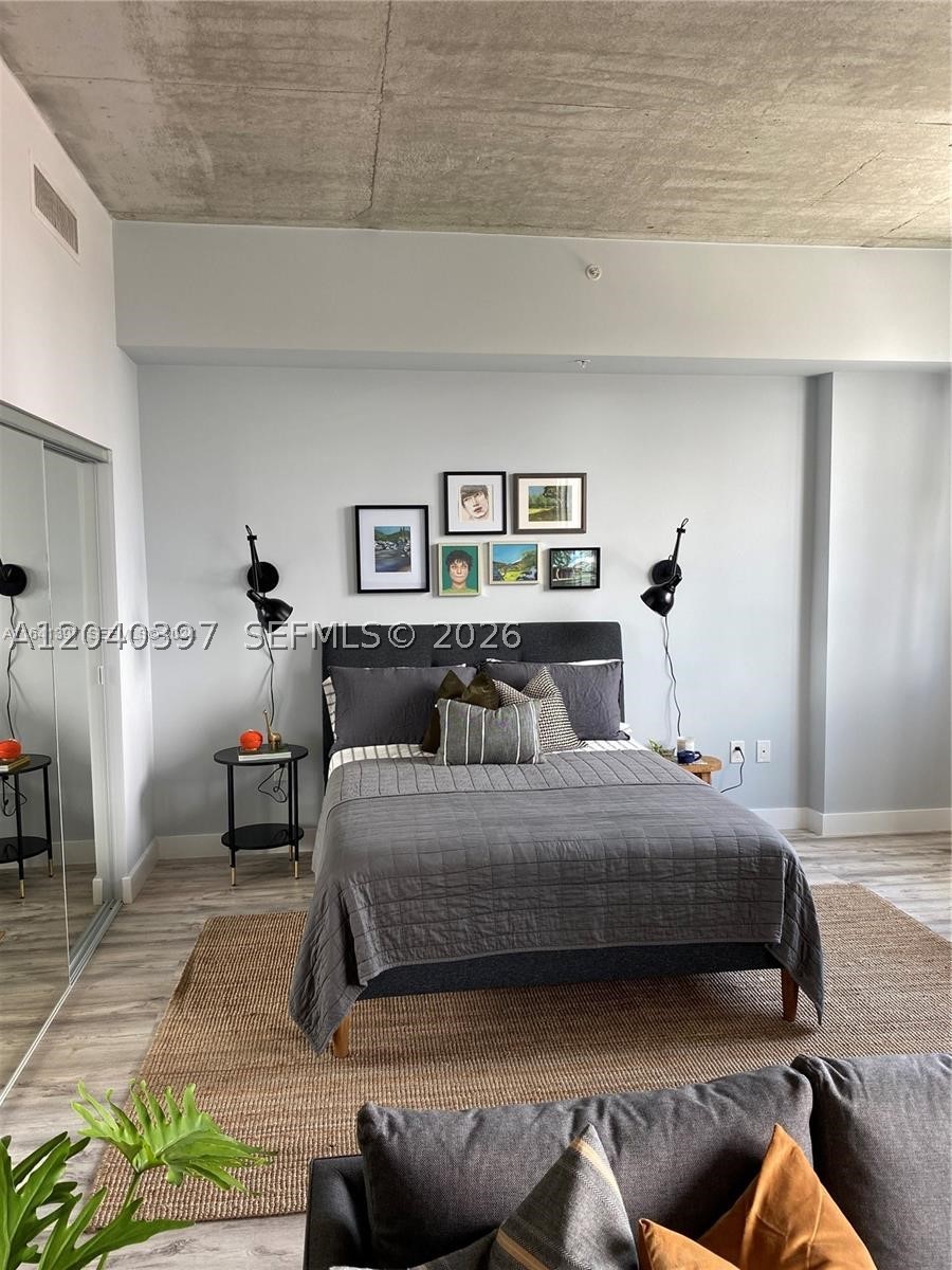 133 NE 2nd Ave #915, Miami FL 33132