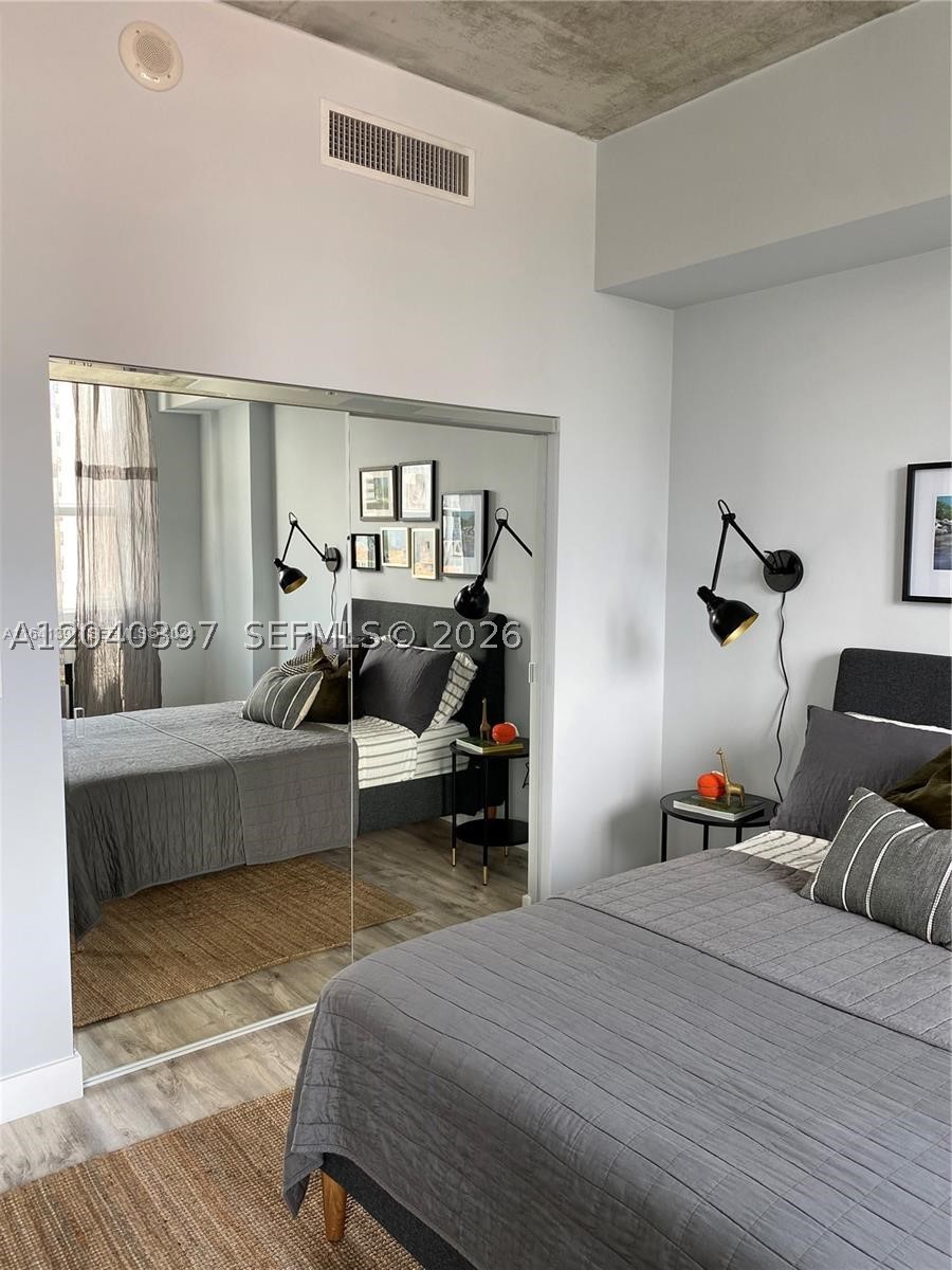 133 NE 2nd Ave #915, Miami FL 33132