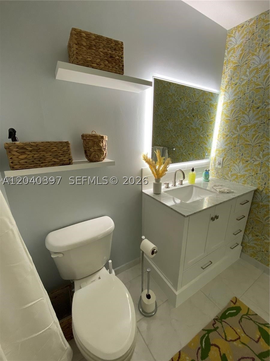 133 NE 2nd Ave #915, Miami FL 33132
