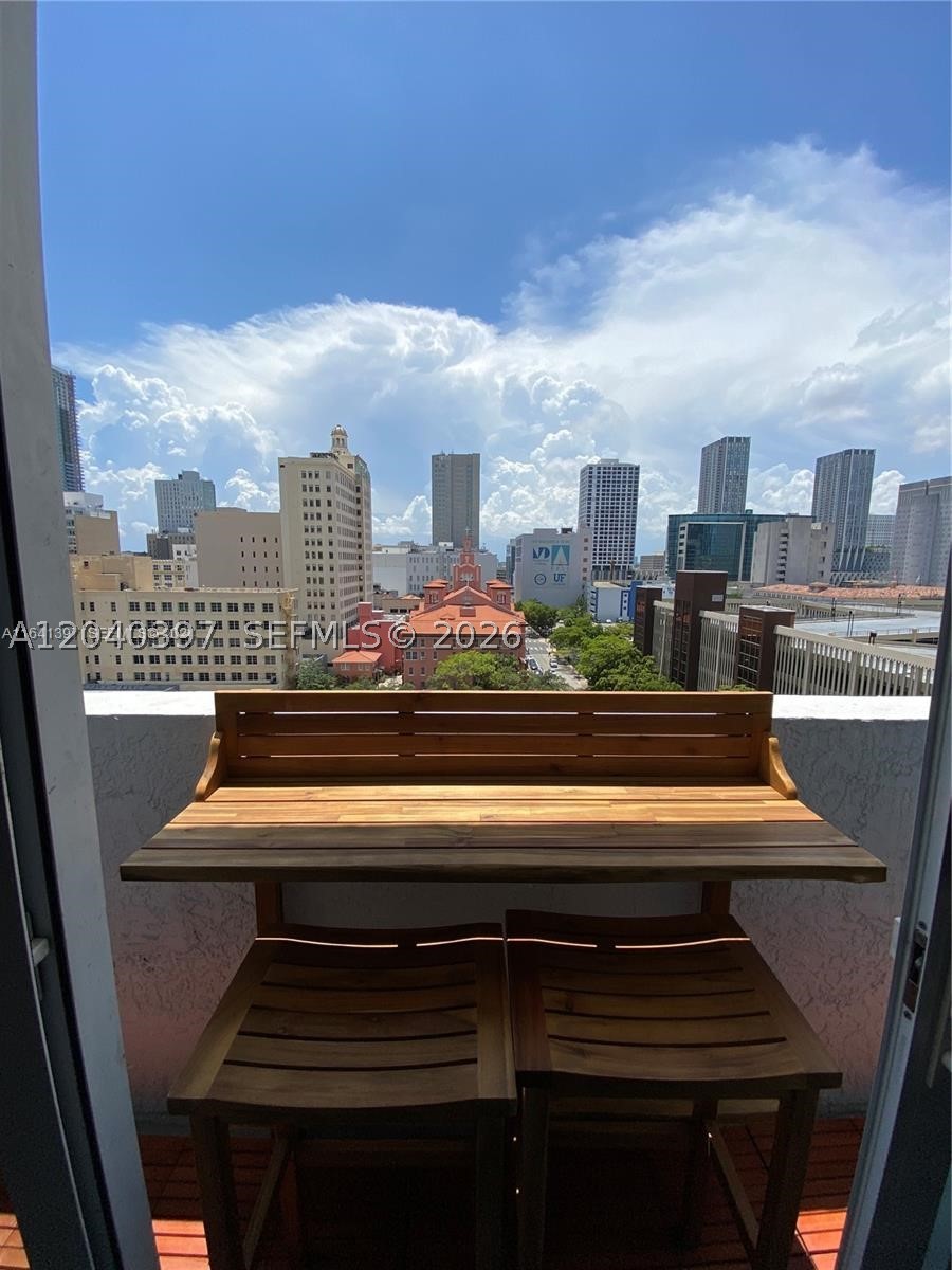 133 NE 2nd Ave #915, Miami FL 33132