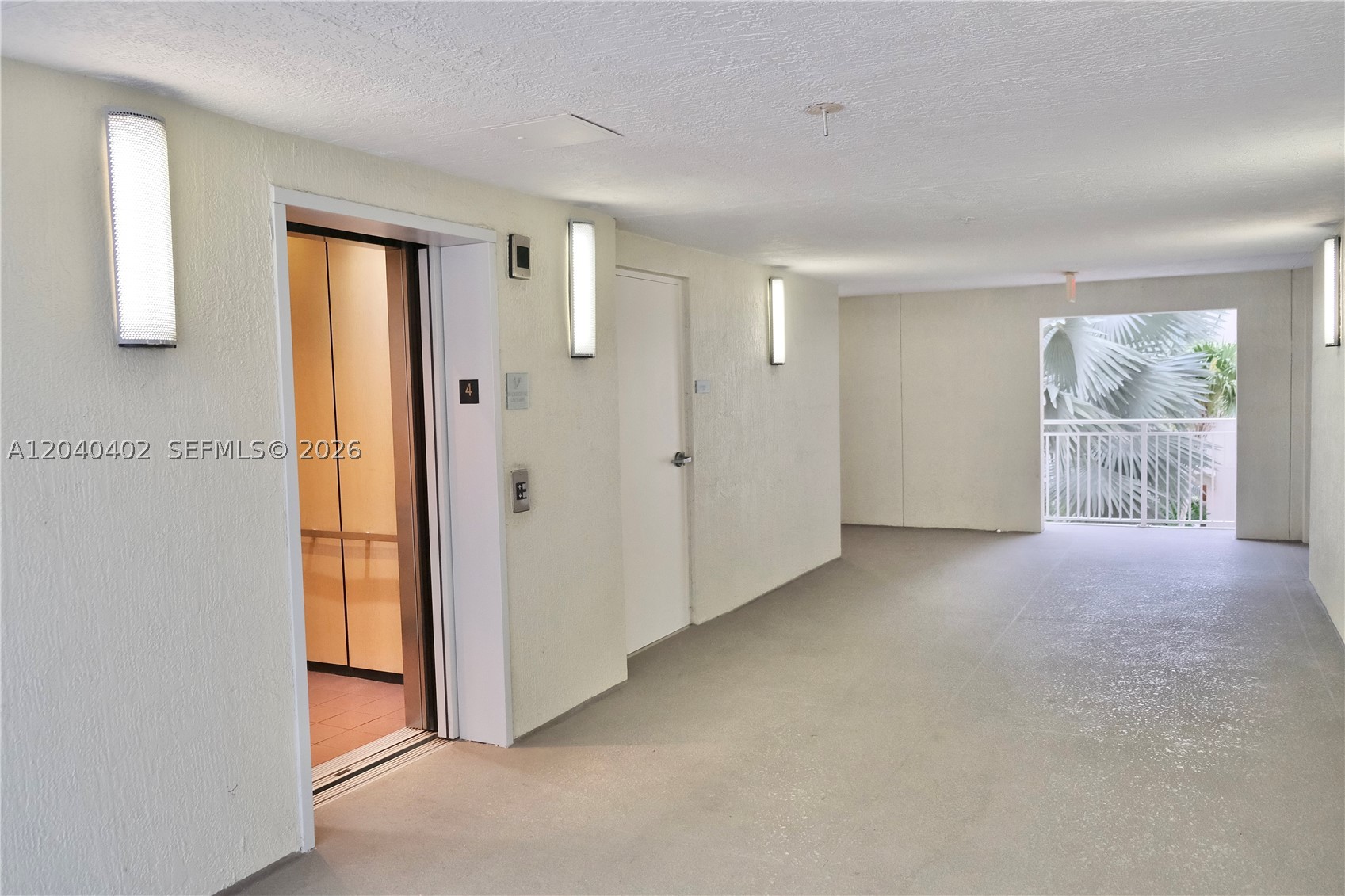7275 SW 90th St #C409, Miami FL 33156