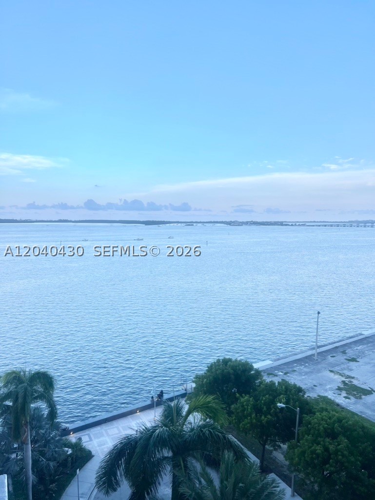 1155 BRICKELL BAY DR #807, Miami FL 33131