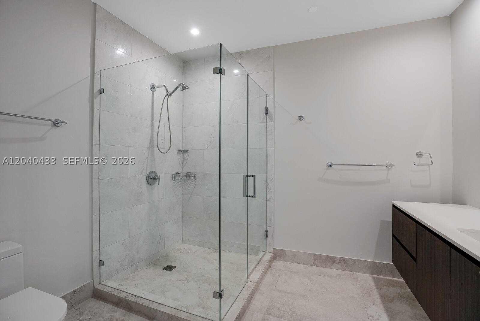 275 Giralda Ave #6C, Coral Gables FL 33134
