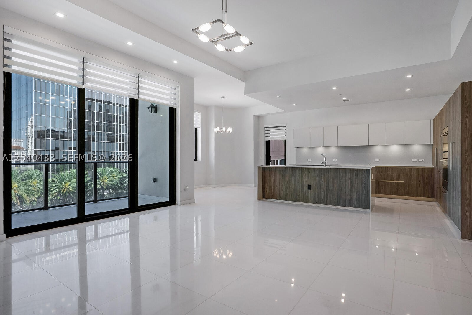 275 Giralda Ave #6C, Coral Gables FL 33134