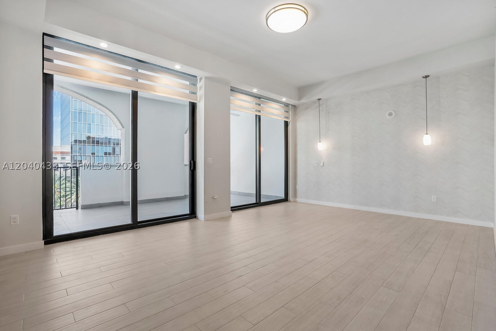 275 Giralda Ave #6C, Coral Gables FL 33134