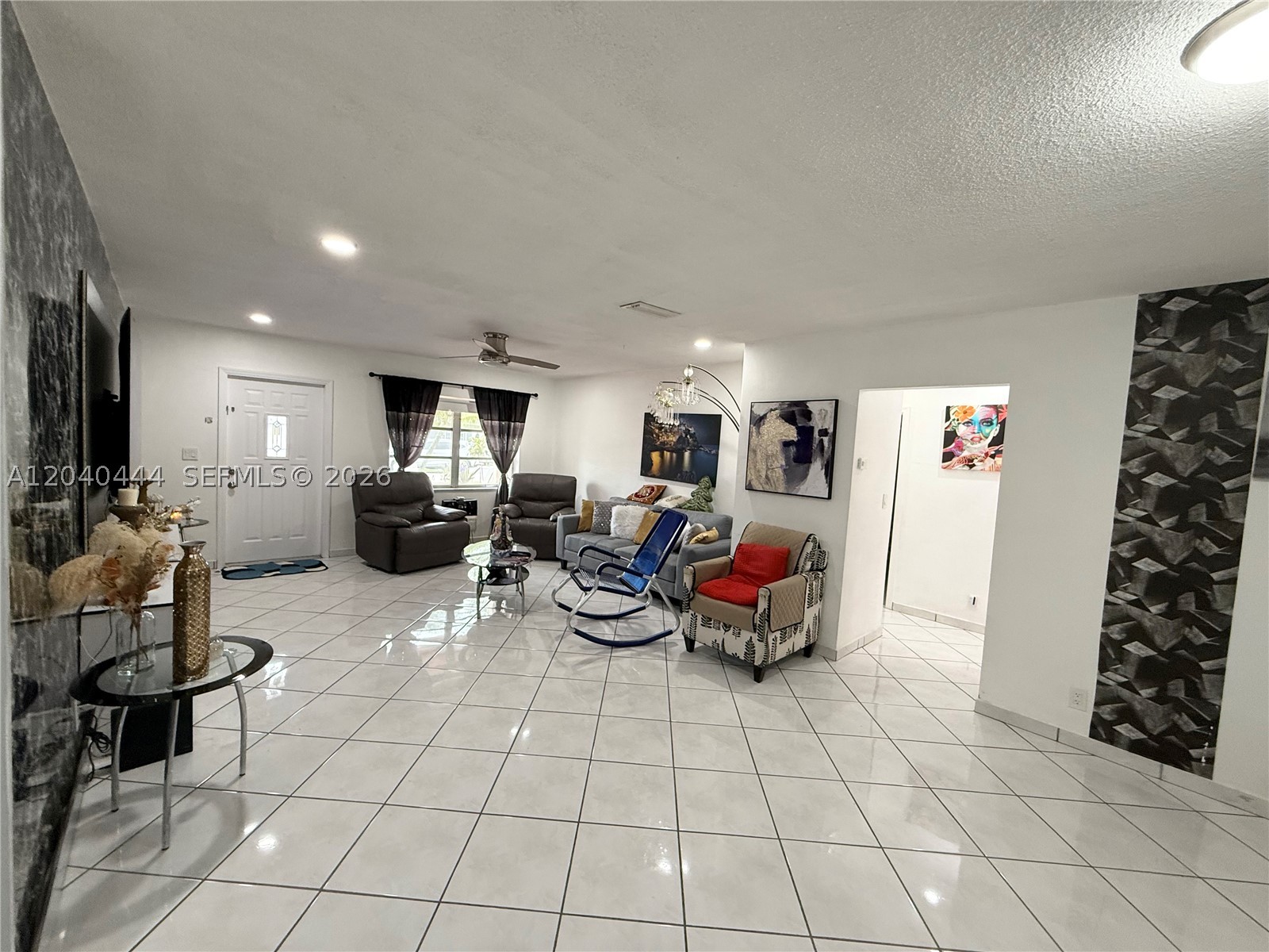8600 NW 57th Ct, Tamarac FL 33321
