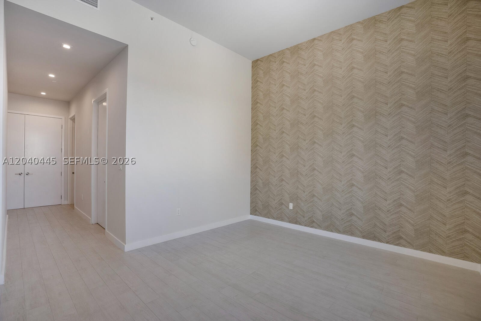 275 Giralda Ave #6C, Coral Gables FL 33134