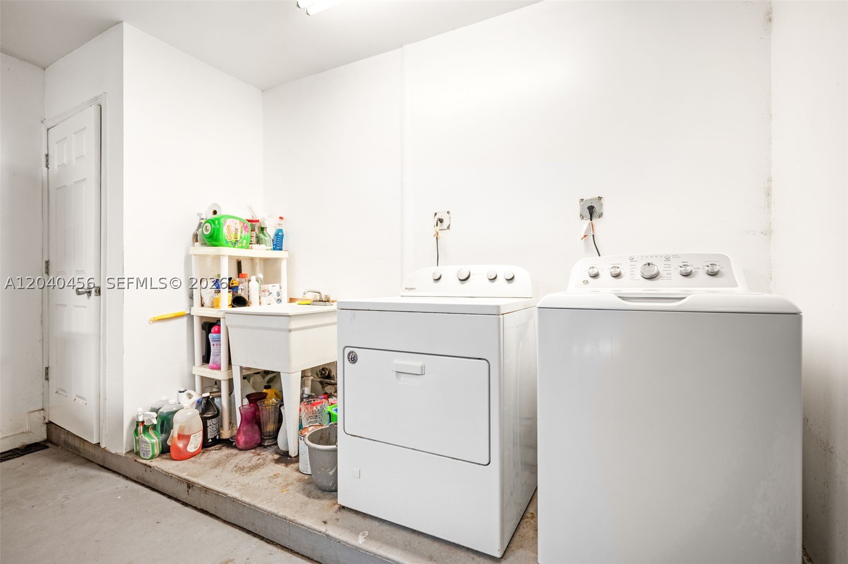 6185 W 10th Ave, Hialeah FL 33012