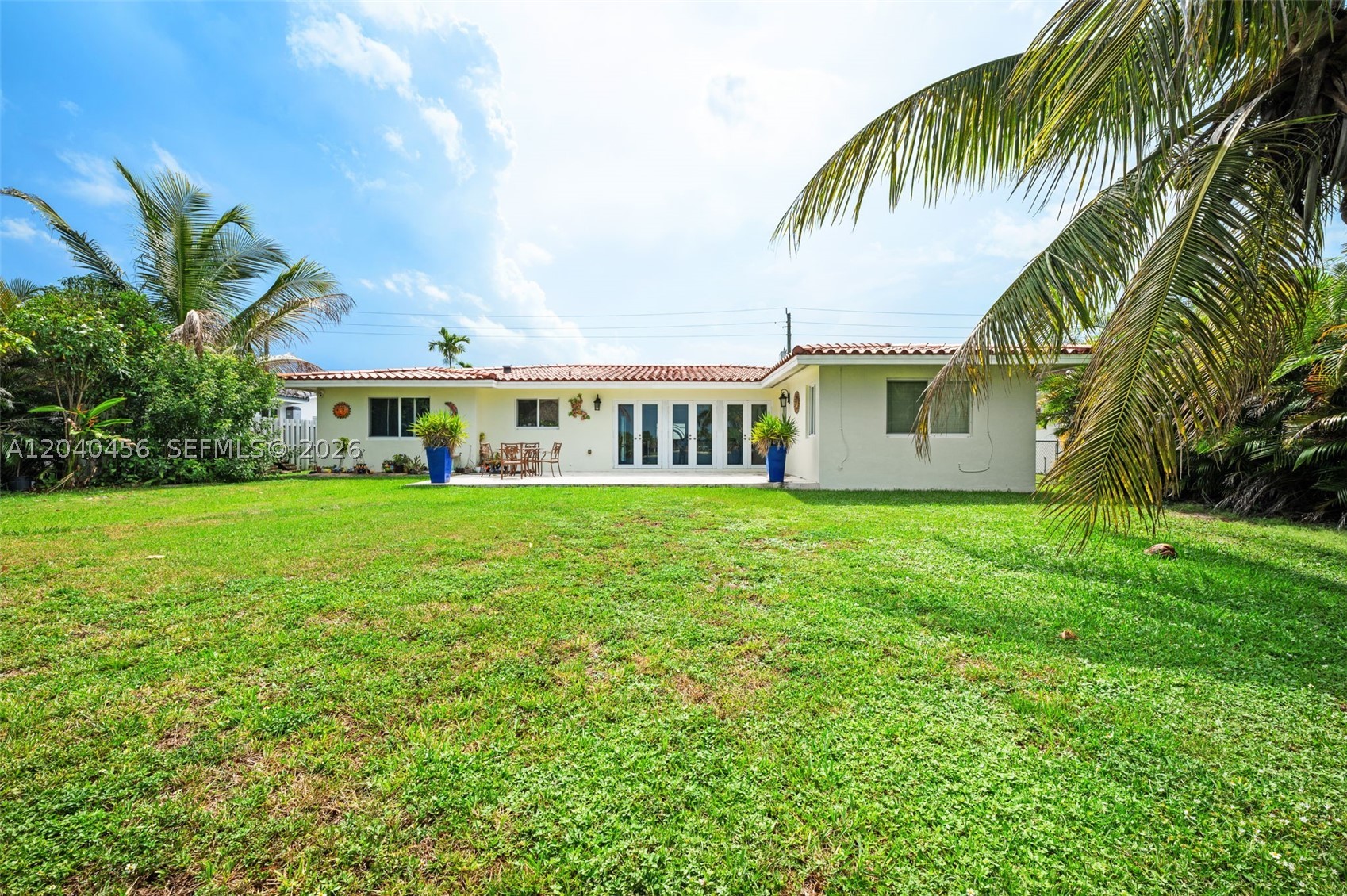 6185 W 10th Ave, Hialeah FL 33012