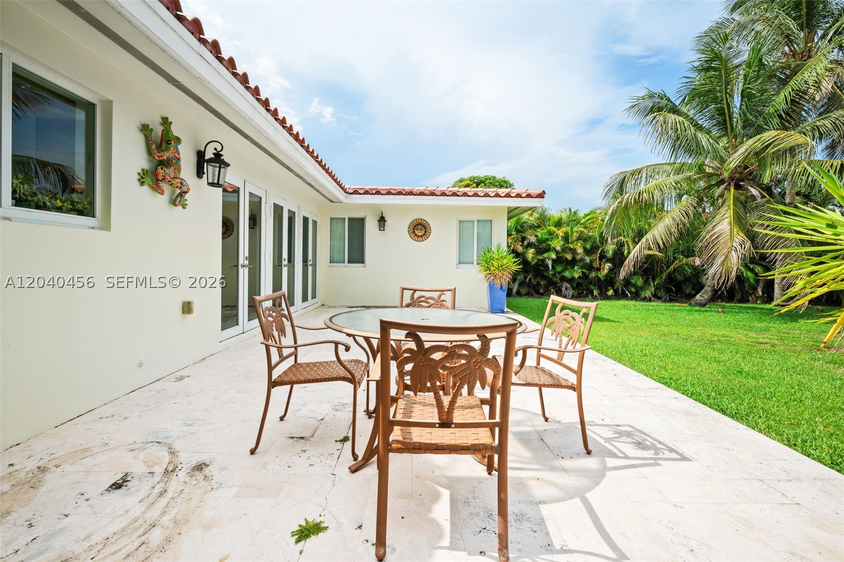 6185 W 10th Ave, Hialeah FL 33012