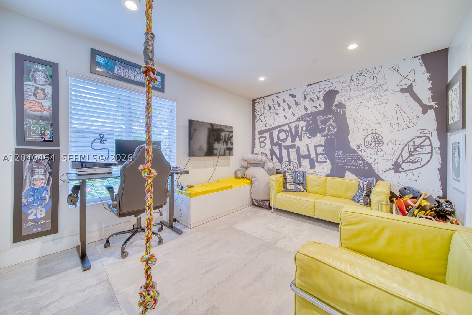 9737 SW 98th St, Miami FL 33176